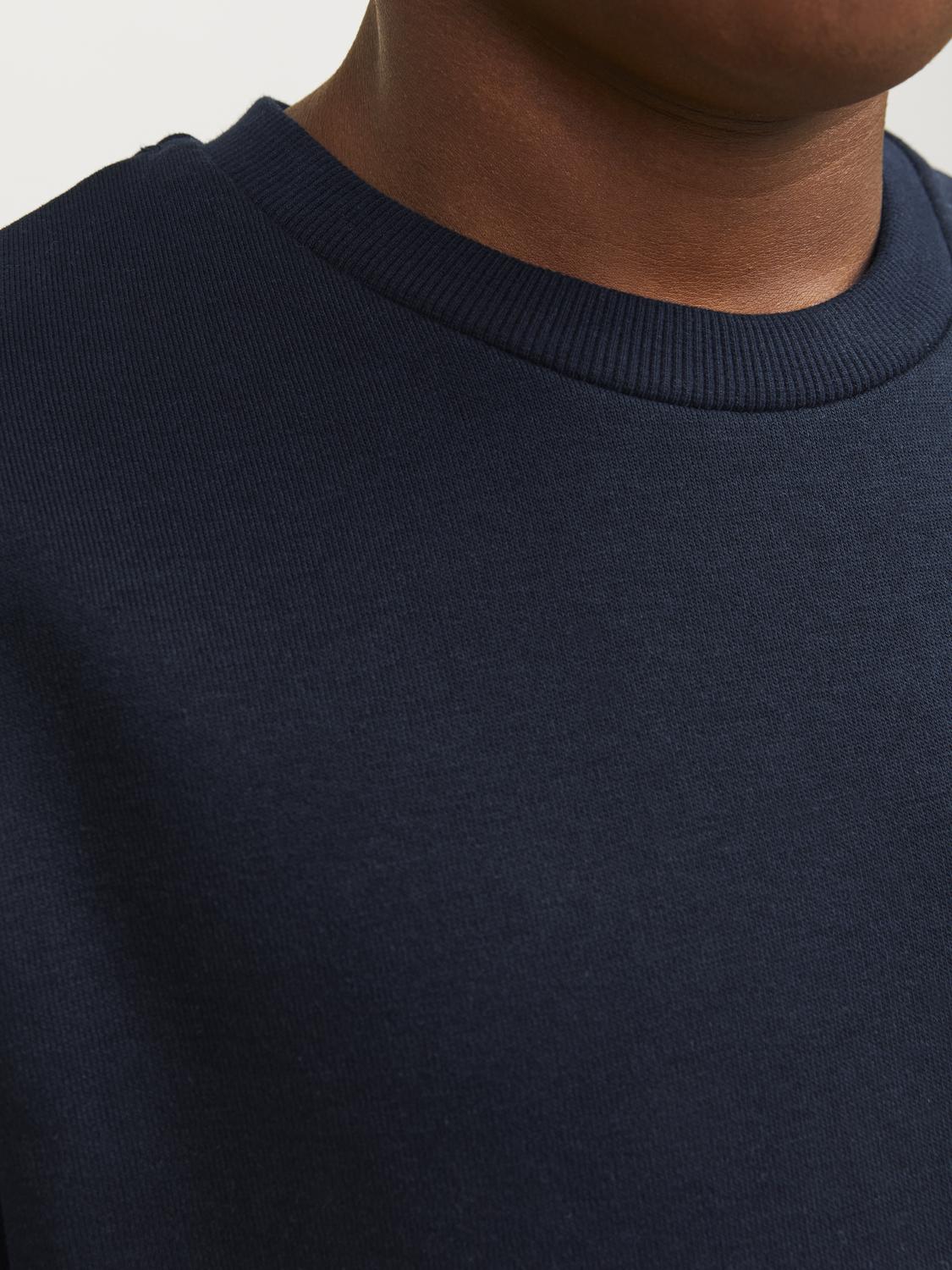 model_shot-detail